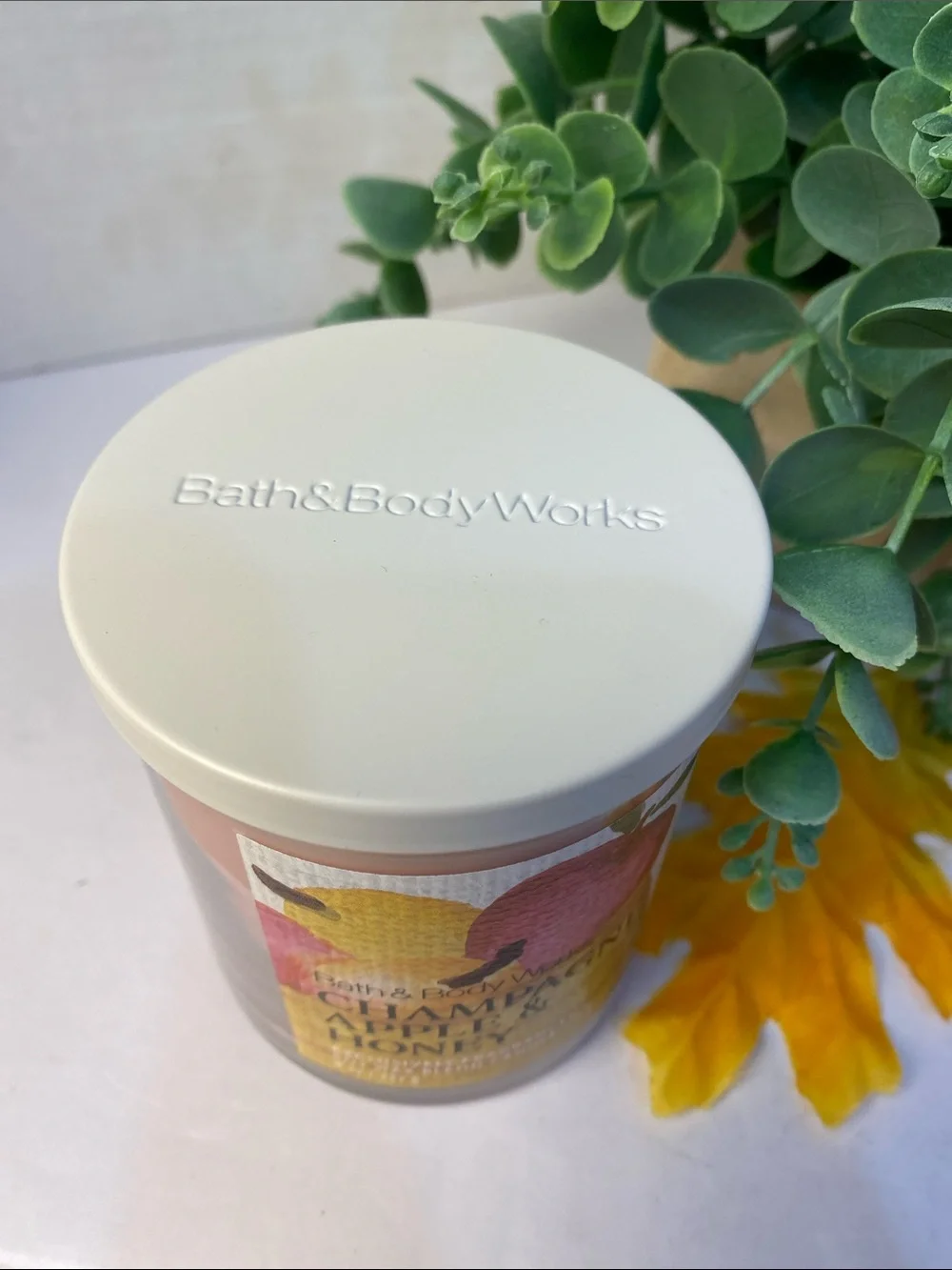 “Champagne Apple & Honey” Bath & Body Works New Single Wick Candle